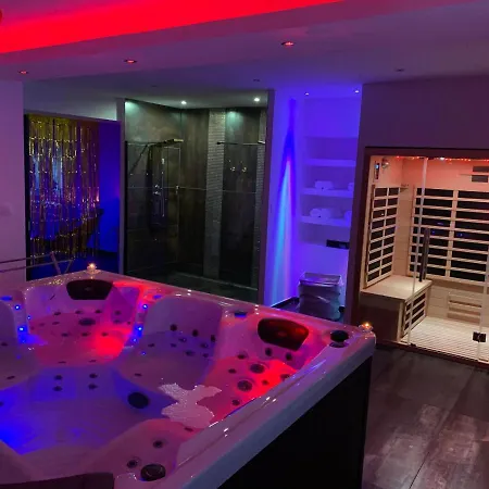 Spalace Bed & Breakfast 4*